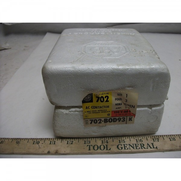 Bulletin 702 AC Contactor 27 Amp 600 VAC (702-B0D93)