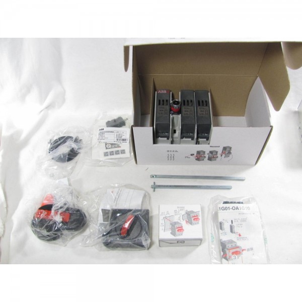 Disconnect Switch, OS30AJ12, 1SCA022548R9810, New in Box, with Accessories