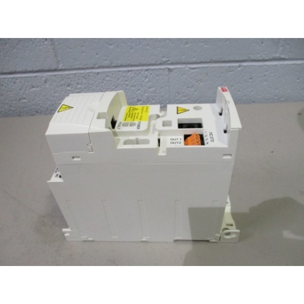 ABB ACS355-03U-02A4-4 AC DRIVE 1 HP *NEW IN BOX*