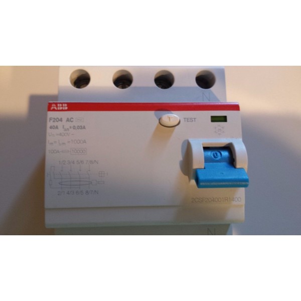 2CSF204001R1400 Interruptor diferencial 40A 4P