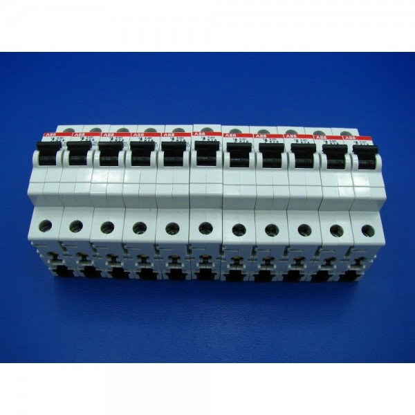 Miniature Circuit Breaker Single Pole (Lot of 11) S201-K2