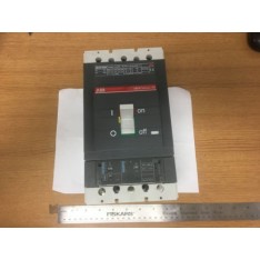 SACE ISOMAX 608-208 S5 3 Pole Circuit Breaker