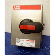 Raintight Enclosed Disconnect Switch 40 Amp 600 VAC Stainless E63822 - NIB!!