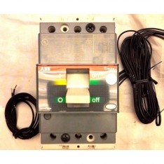 T1N040TLAS8 3 POLE 40 AMP THERMAL MAGNETIC CIRCUIT BREAKER aux shunt