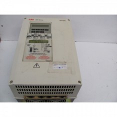 ABB ACS501-007-4-00P2 DRIVE 7.5HP 440-500VAC NEMA1