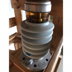 0 Plus C 034W2000UE (2007) Insulated Transformer Bushing, 2000A, 24.5KVA