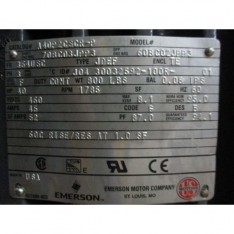 40 HP VERTICAL MOUNT MOTOR