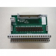 40PT Interface Module with LED's 1492-IFM40D24