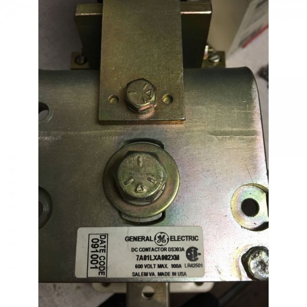 DC CONTACTOR 600V 900 AMP DS303A7A01LXA002XM