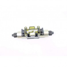 D1VW1CVYCHS4XB072 DIRECTIONAL CONTROL HYDRAULIC VALVE D576415