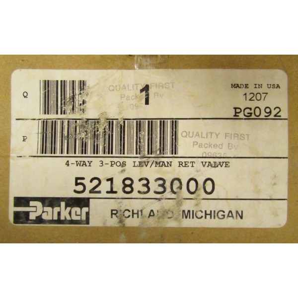 521833000 PG092 4 Way 3 Position 150 PSI RET Valve
