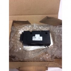 B6K2000XXA Valve, Air Pilot,3 Way, 150 Psi.