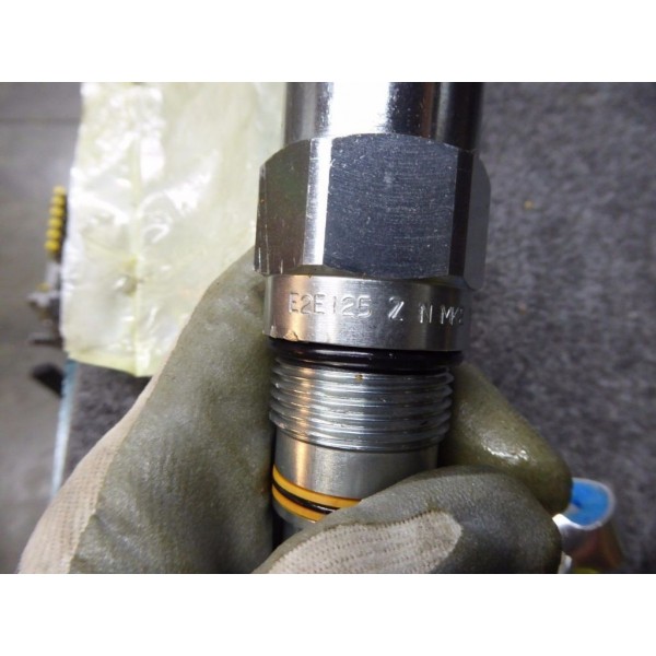 Hydraulic Load control Valve P/N E2E125 Z NMK2