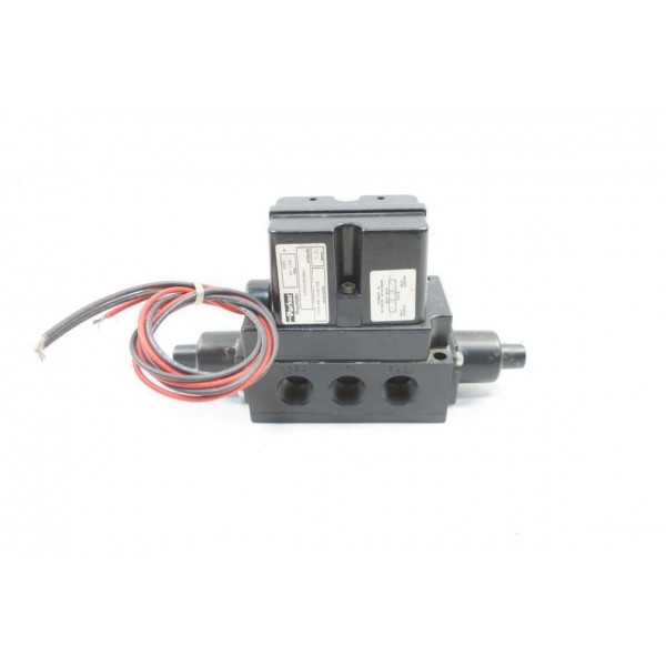 SS50105001 120V-AC 1/2 IN NPT PNEUMATIC SOLENOID VALVE D569108