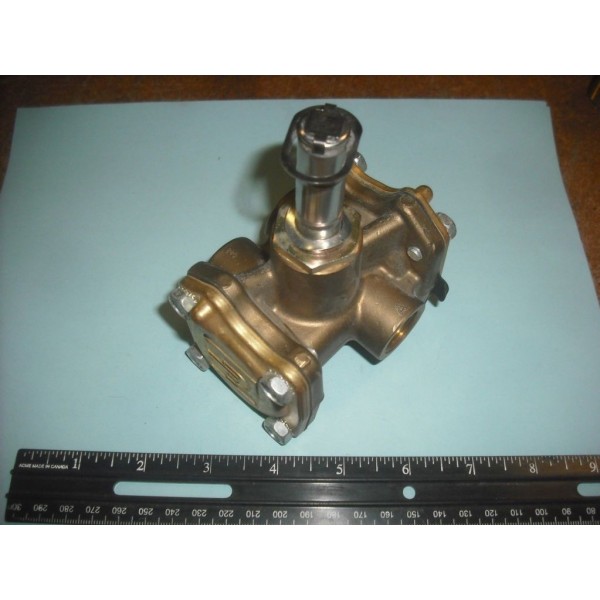 1/2 3 WAY GOLD RING SOLENOID VALVE 5/8" ORIFICE 08F34C2140AAF"