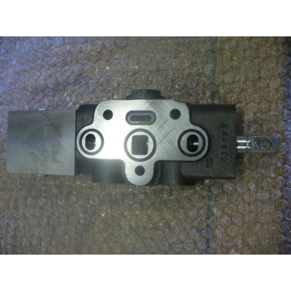 DAIMLER TRUCKS Valve safety Relief P/N 981121