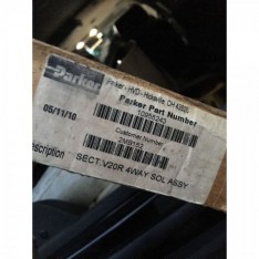 10955243 V20R Parker 4 Way Directional Valve
