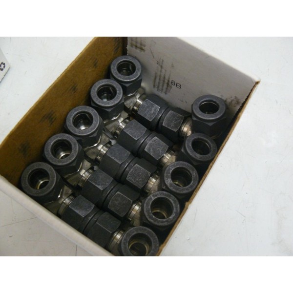 8-8 EBZ SS-CNQ 90 DEGREE ELBOWS 1/2 DIAMETER"