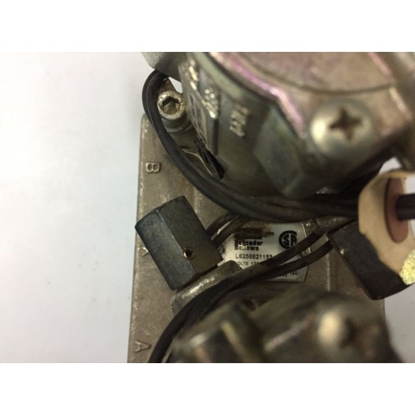 Speedking 5 port Double Solenoid Valve 120 AC 50/6Hz 3/4 in