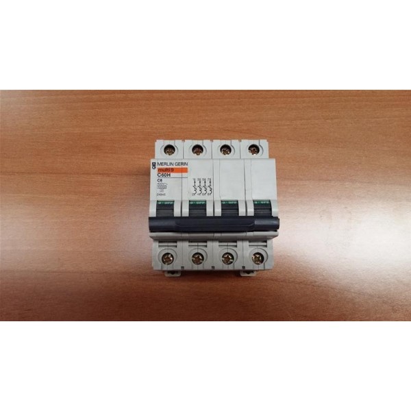 SCHNEIDER MERLIN GERIN 24945 INT. AUT. C60H 4P 6A CURVE C