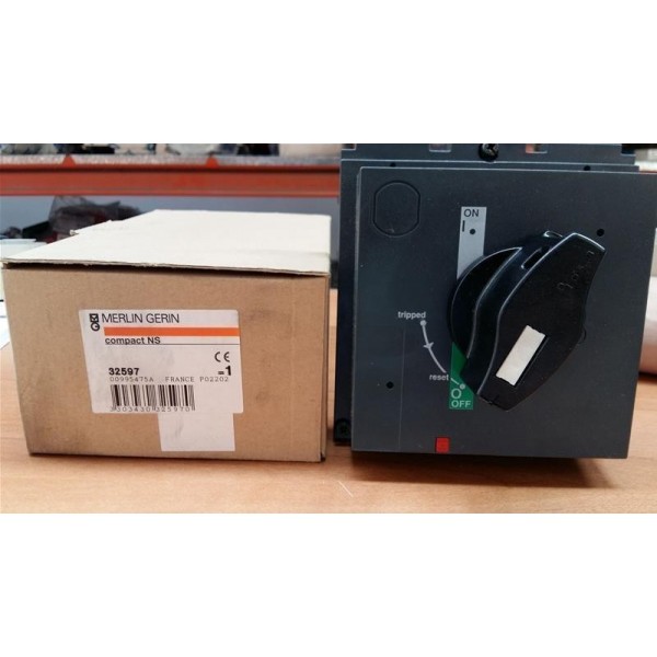 SCHNEIDER MERLIN GERIN 32597 MANEUVER DIRECT NS400/630