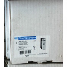 New Telemecanique Schneider Electric 24 VDC Regulated Power Supply ABL7 RE2403