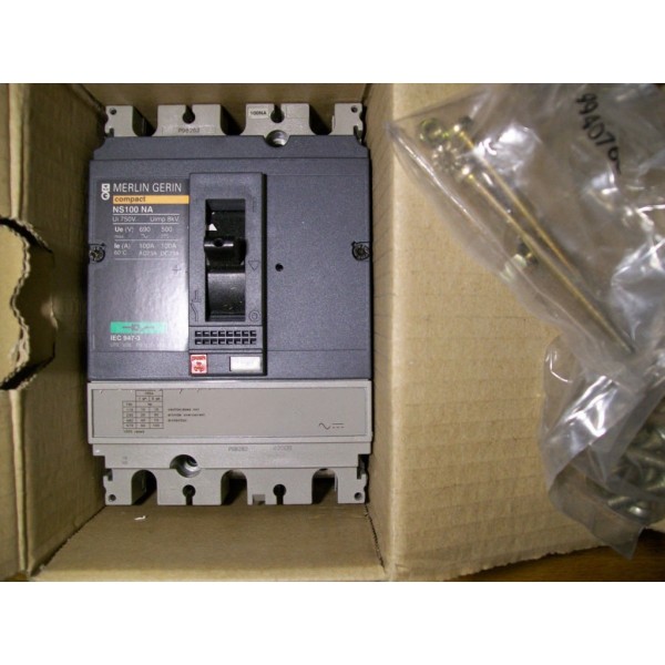 MERLIN GERIN SCHNEIDER ELECTRIC CIRCUIT BREAKER NS100NA 100AMP 3P 600V
