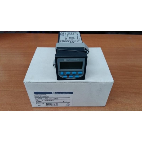 SCHNEIDER TELEMECANIQUE XBKP61230G30E PRESELECTOR ELECTRONIC 6 DIGITAL DISPLAY