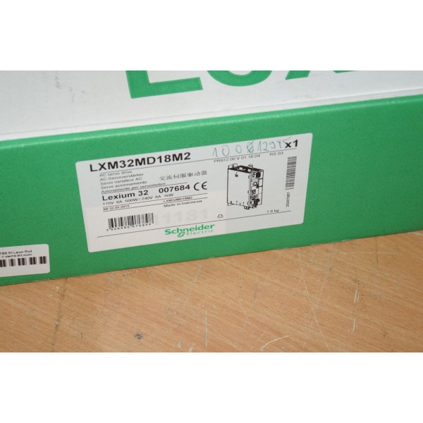 Cutter Servo Drives lxm32md18m2 Modular 230V