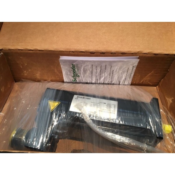 Lexium AC Servo Motor, BSH0702P11A2A, 1 Year warranty.