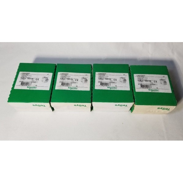 LOT OF 4 NEW SCHNEIDER ELECTRIC CAD32G7 CONTACTOR