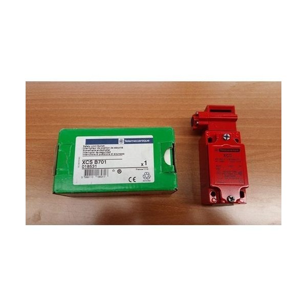 XCSB701 Safety Rated Interlock metal guard switch slow break 1 entry t
