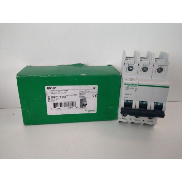 25A CIRCUIT BREAKER 60181