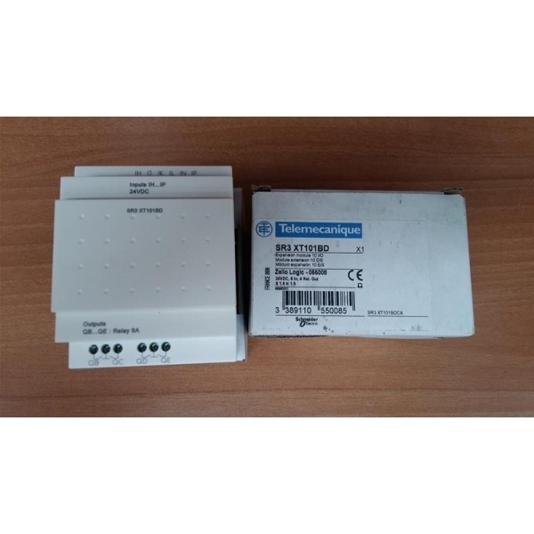 TELEMECANIQUE SR3XT101BD MODULE LOG XT 10 I-O 24V