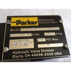 HYDRAULIC DIRECTIONAL CONTROL VALVE