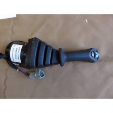 NEW BOSCH REXROTH 4THE5 EC2000+ R908353516 NIB