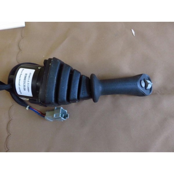 NEW BOSCH REXROTH 4THE5 EC2000+ R908353516 NIB