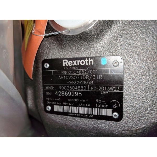 HYDRAULIC PUMP **New in Factory Packaging**