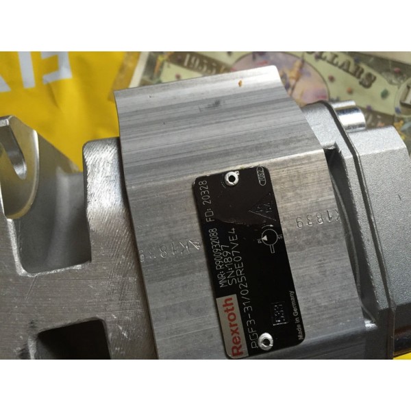 PGF3-31/025RE07VE4 rexroth gear pump PGF3-3X/025RE07VE4