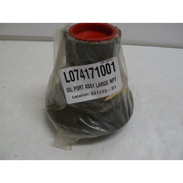 LARGE OIL PORT ASSEMBLY
