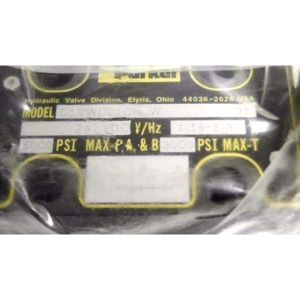 Double Solenoid, 3 Position, Spring Centered Valve