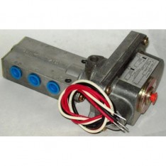 Skinner Parker 4 Way Solenoid Valve XH935RBMX17 12 VDC