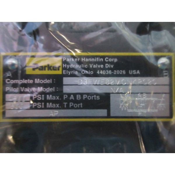 Electrohydraulic Control D3FWE82MCNKP020 Hydraulic Valve 4500 PSI NIB