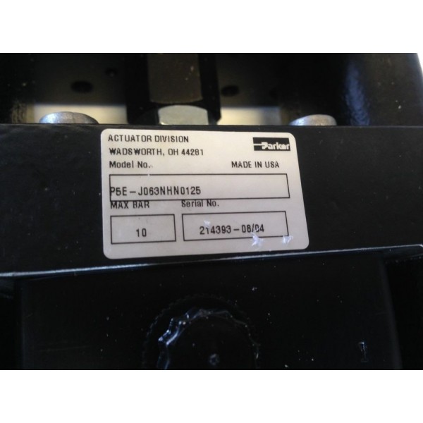 P5E-J063NHN0125 PNEUMATIC SLIDE CYLINDER, 63 TMPUS14M 125.0 FK