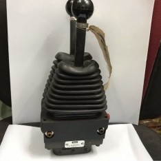 Dual Joystick Control Valve