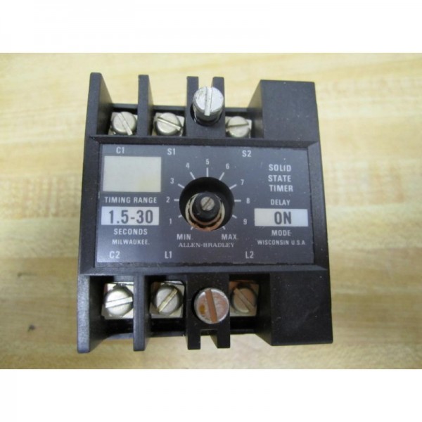 110/120 V Type PS Solid State Timing Relay 700PSCA1 New