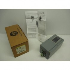 Pressure Control 0.4-6PSI NEMA Type 4-13 External Bellows