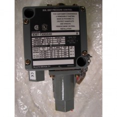 836T-T300JX40/A PRESSURE CONTROL SWITCH ***NIB***