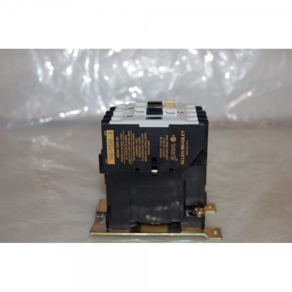 CONTACTOR