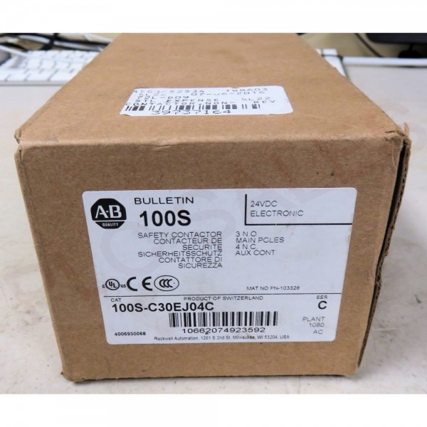 100S-C30EJ04C Safety Contactor *NEW*